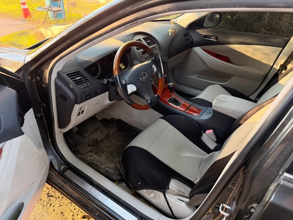 2007 Lexus ES 4th Gen - Image 6 of 10