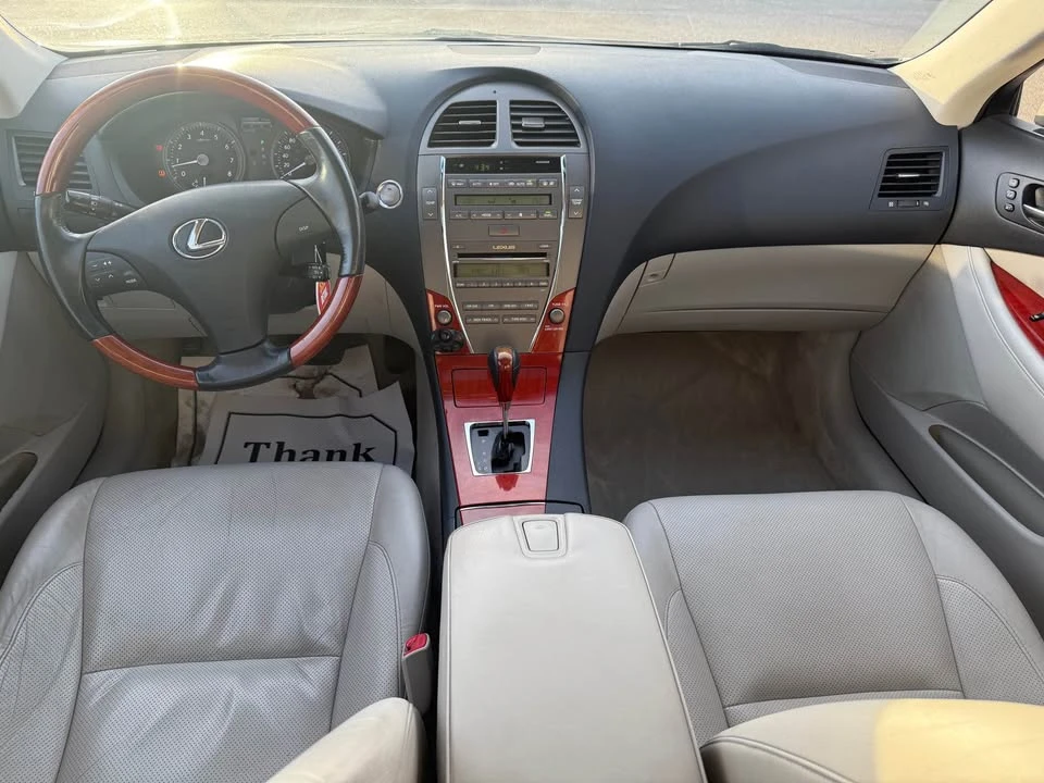 2007 Lexus ES 5th Gen - Image 9 of 17