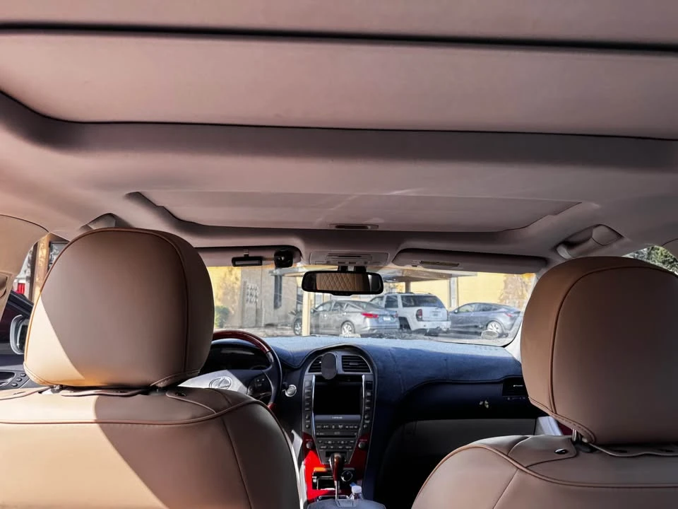 2007 Lexus ES 4th Gen - Image 3 of 15