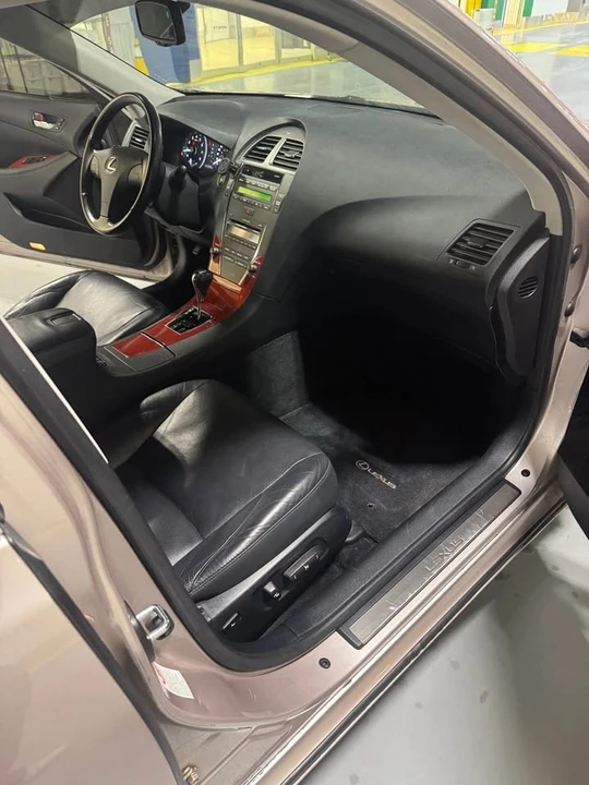 2007 Lexus ES 5th Gen - Image 5 of 12