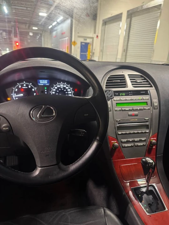 2007 Lexus ES 5th Gen - Image 12 of 12