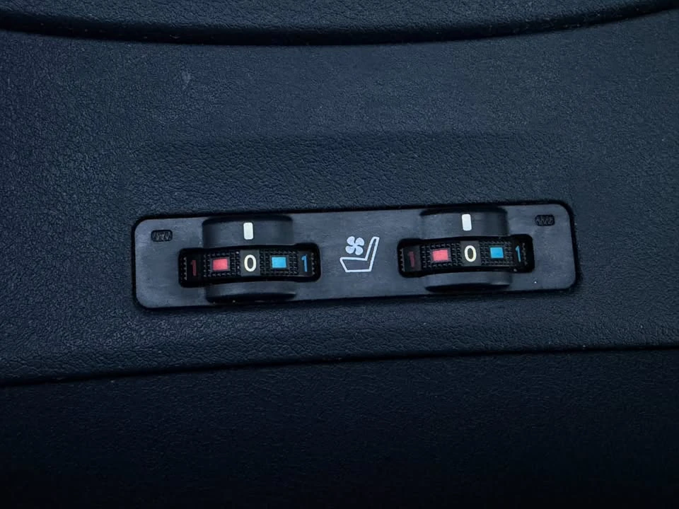 2007 Lexus ES 5th Gen - Image 11 of 16
