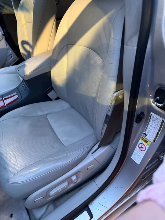 2007 Lexus ES 5th Gen - Image 15 of 16