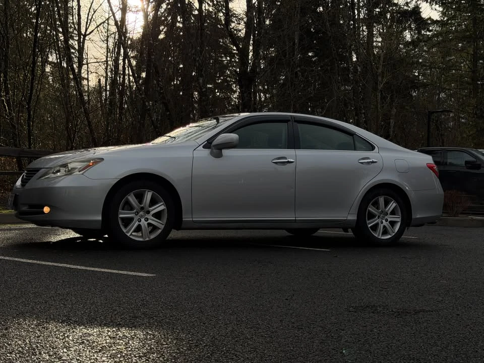 2007 Lexus ES 5th Gen - Image 3 of 16