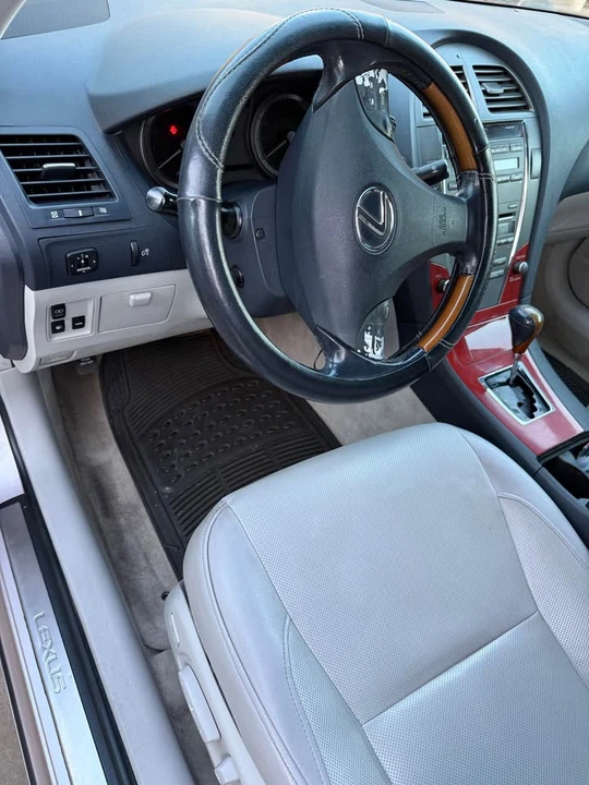 2007 Lexus ES 5th Gen - Image 4 of 8