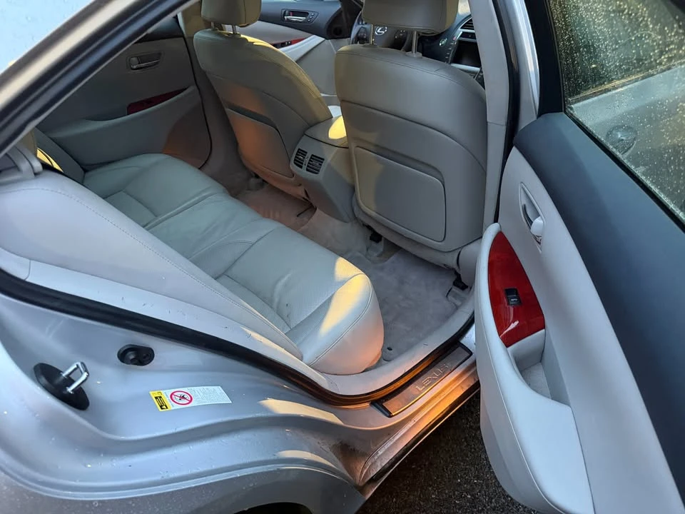 2007 Lexus ES 5th Gen - Image 14 of 16