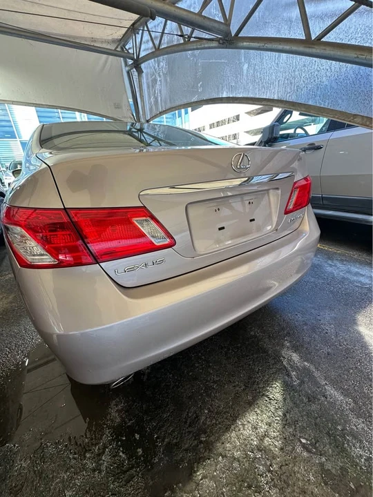 2007 Lexus ES 4th Gen - Image 4 of 4