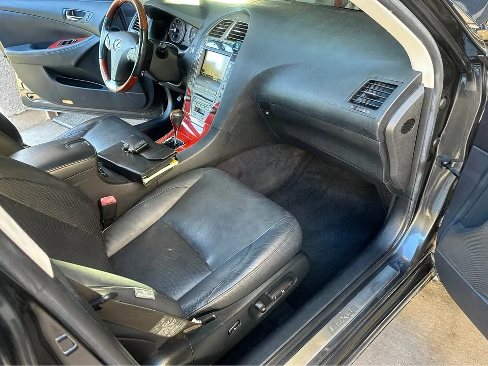 2007 Lexus ES 5th Gen - Image 11 of 20