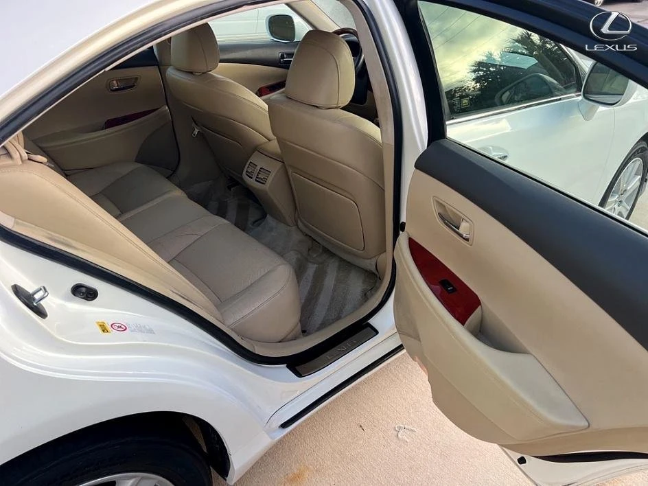 2007 Lexus ES 5th Gen - Image 12 of 18
