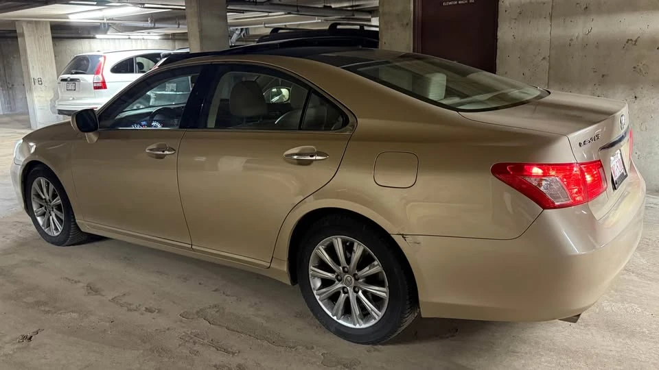 2007 Lexus ES 5th Gen - Image 7 of 15