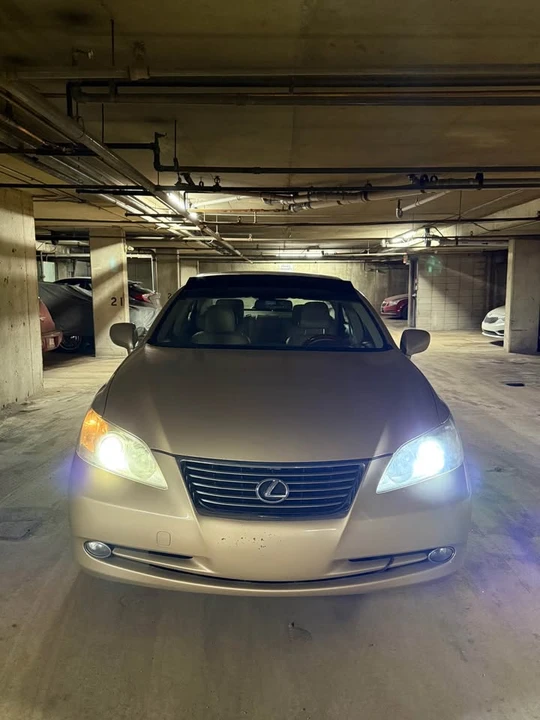 2007 Lexus ES 5th Gen - Image 12 of 15