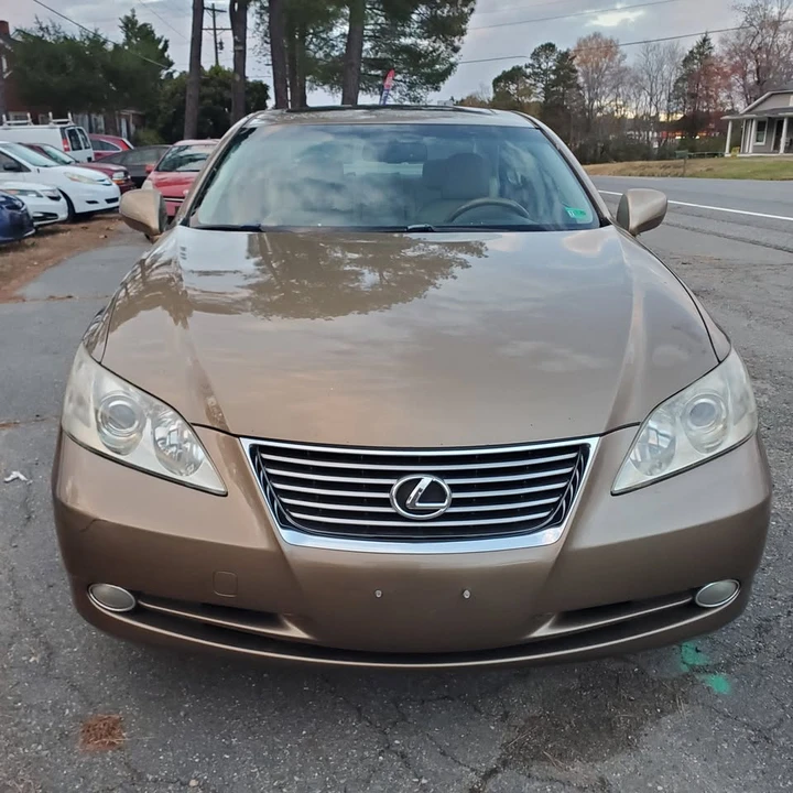 2007 Lexus ES 5th Gen - Image 2 of 18