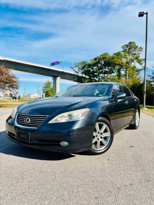 2007 Lexus ES 4th Gen - Image 2 of 18