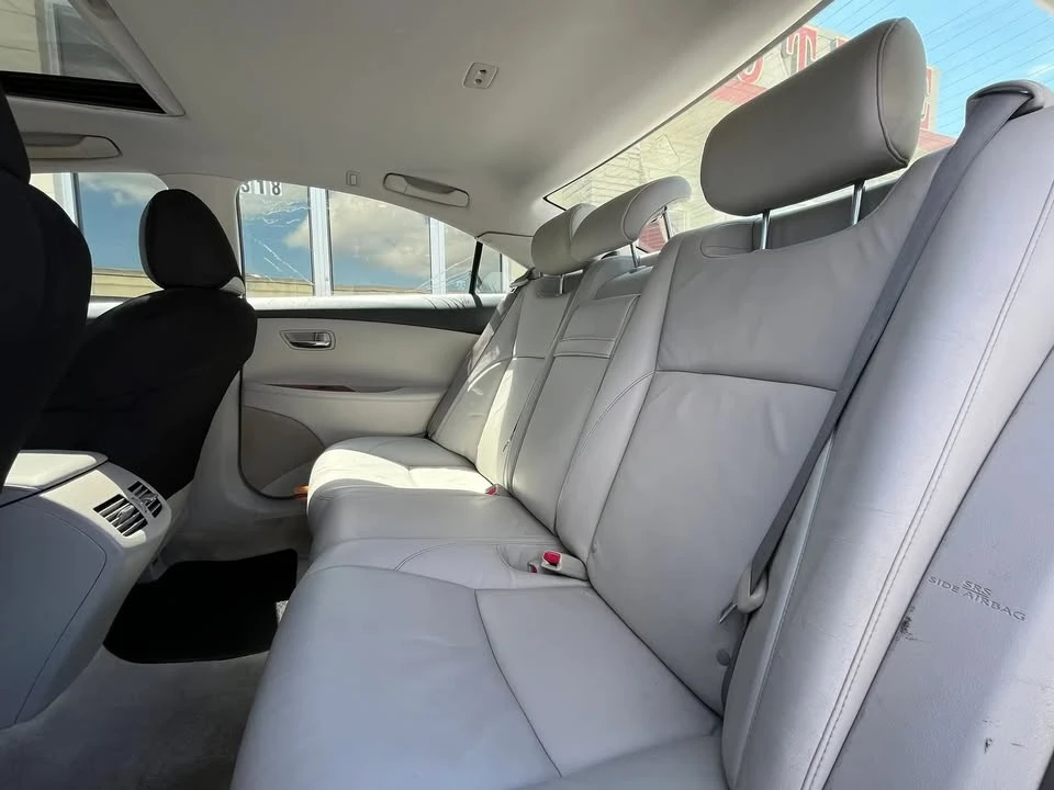 2007 Lexus ES 4th Gen - Image 12 of 15