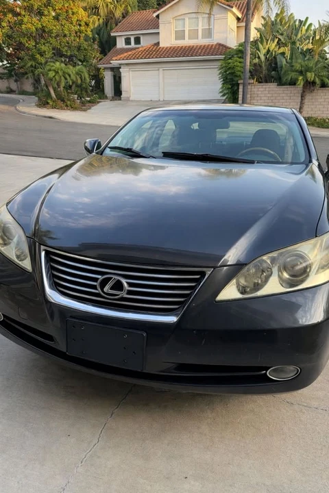 2007 Lexus ES 5th Gen - Image 2 of 3