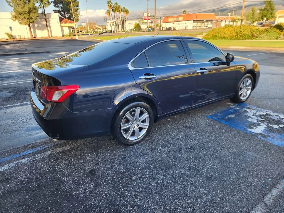 2007 Lexus ES 5th Gen - Image 3 of 14