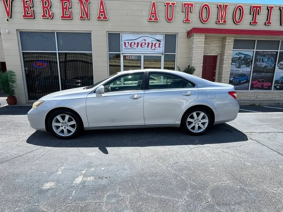 2007 Lexus ES 4th Gen - Image 2 of 15