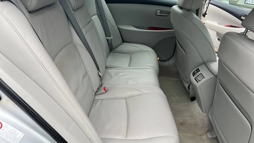 2007 Lexus ES 5th Gen - Image 17 of 17