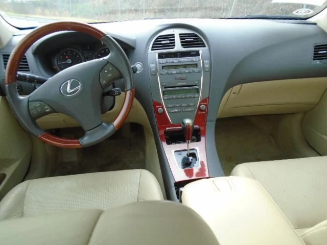2007 Lexus ES 5th Gen - Image 13 of 14
