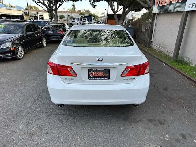 2007 Lexus ES 4th Gen - Image 9 of 19