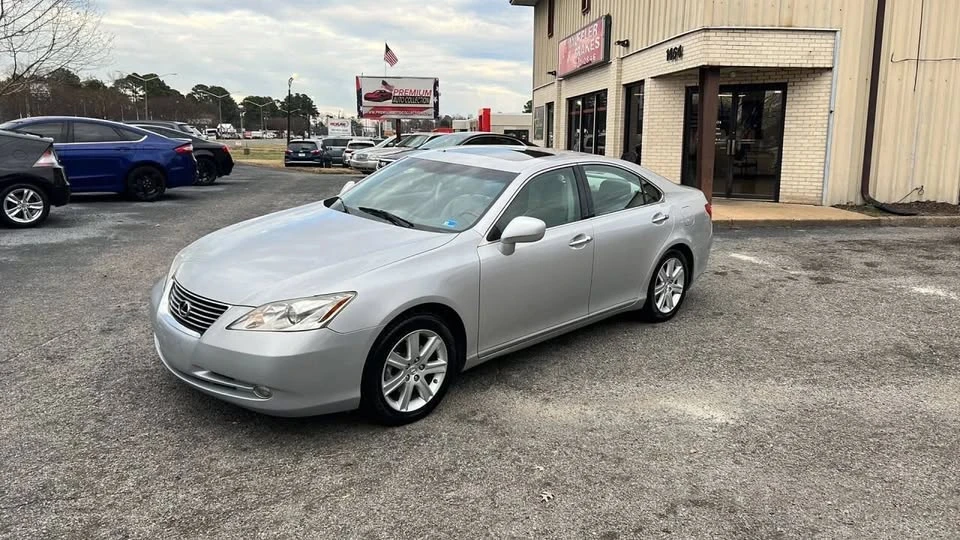 2007 Lexus ES 5th Gen - Image 9 of 17