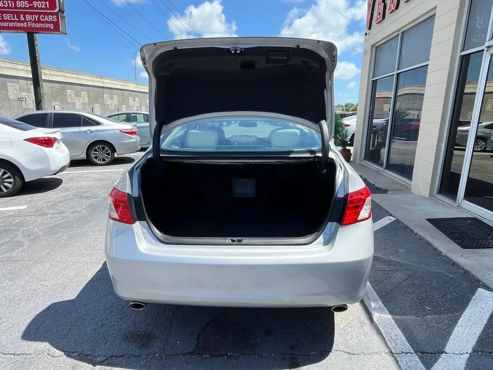 2007 Lexus ES 4th Gen - Image 13 of 15
