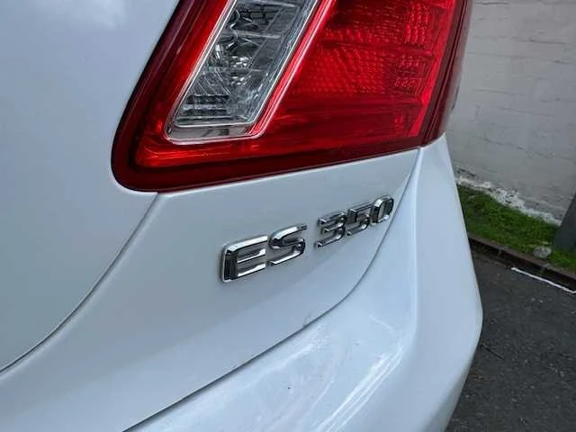 2007 Lexus ES 4th Gen - Image 19 of 19