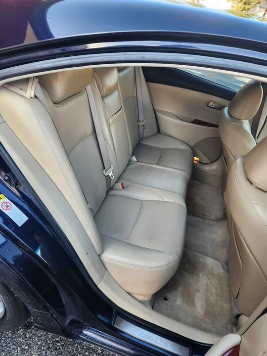 2007 Lexus ES 5th Gen - Image 11 of 14