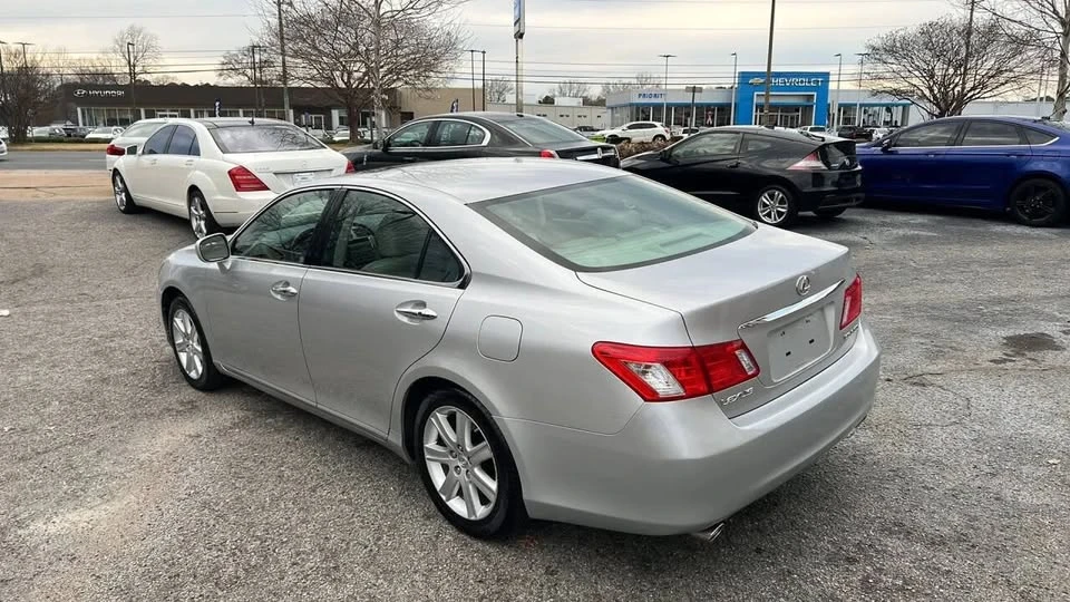 2007 Lexus ES 5th Gen - Image 7 of 17