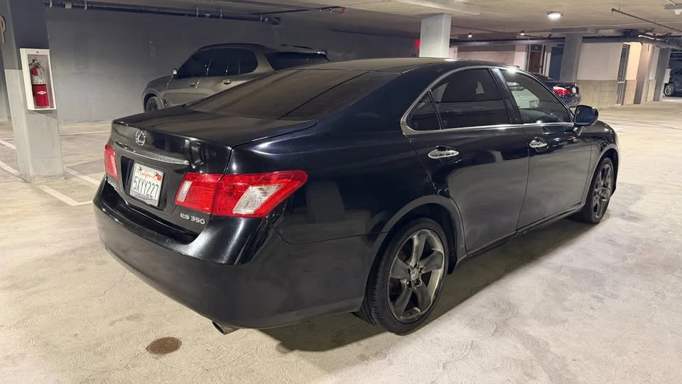 2007 Lexus ES 5th Gen - Image 2 of 12