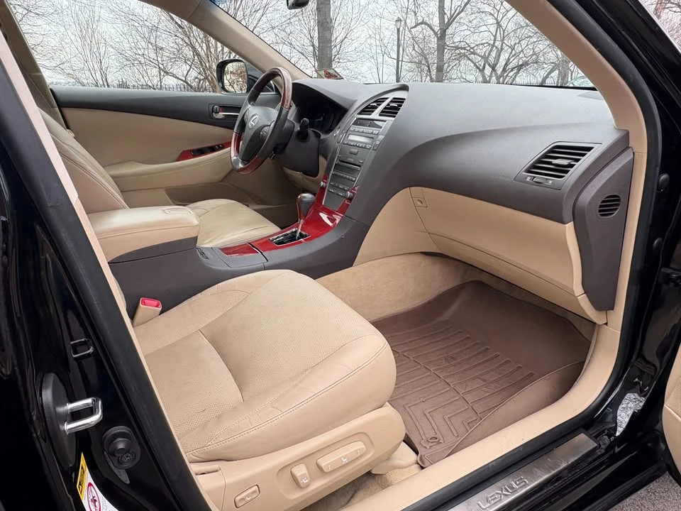 2007 Lexus ES 5th Gen - Image 2 of 19
