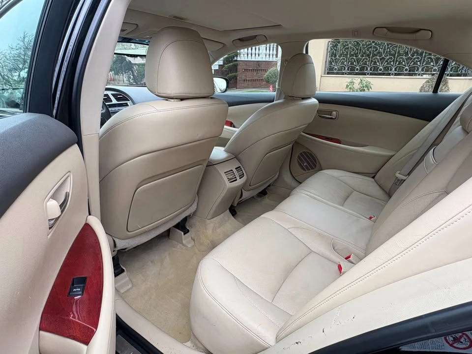 2007 Lexus ES 5th Gen - Image 17 of 19