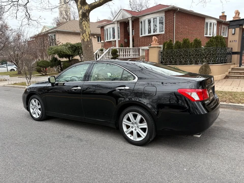2007 Lexus ES 5th Gen - Image 13 of 19