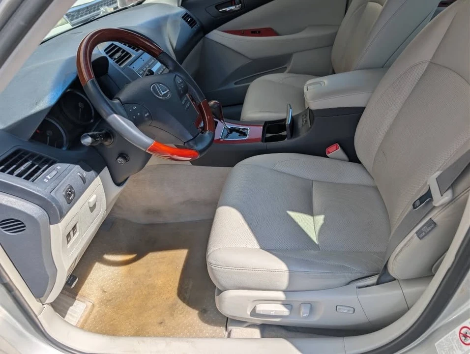 2007 Lexus ES 5th Gen - Image 9 of 11
