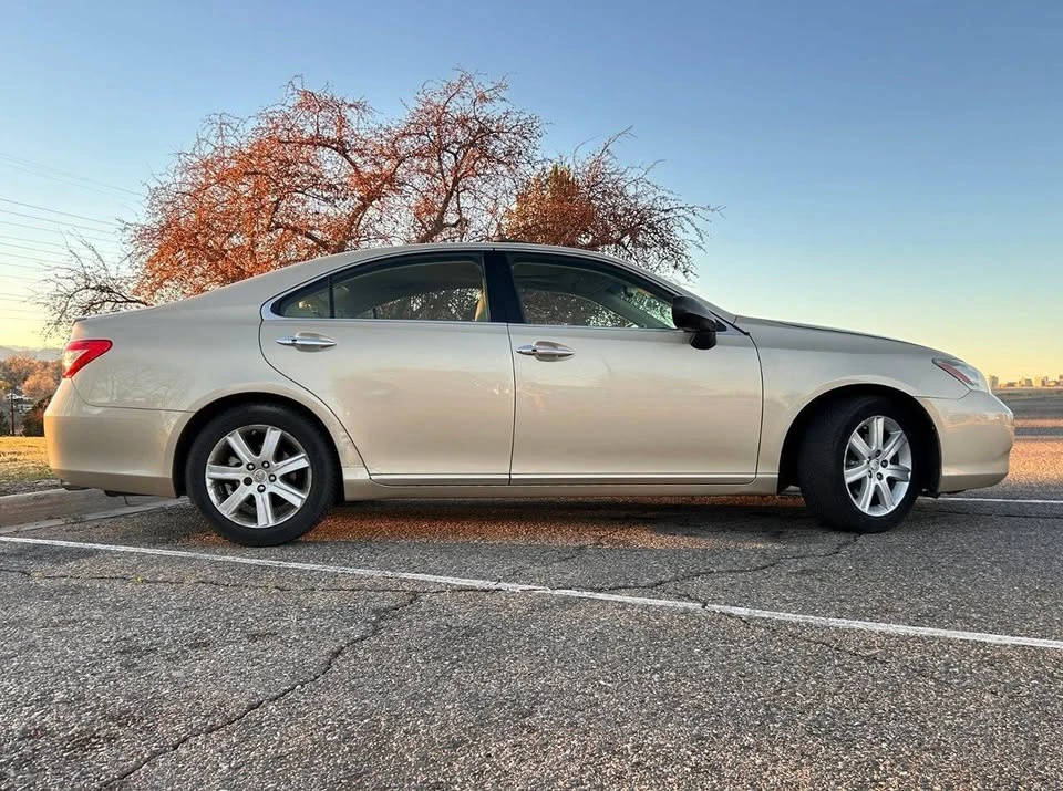 2007 Lexus ES 5th Gen - Image 7 of 20