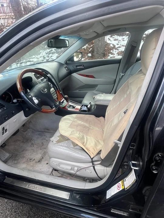 2007 Lexus ES 5th Gen - Image 4 of 6
