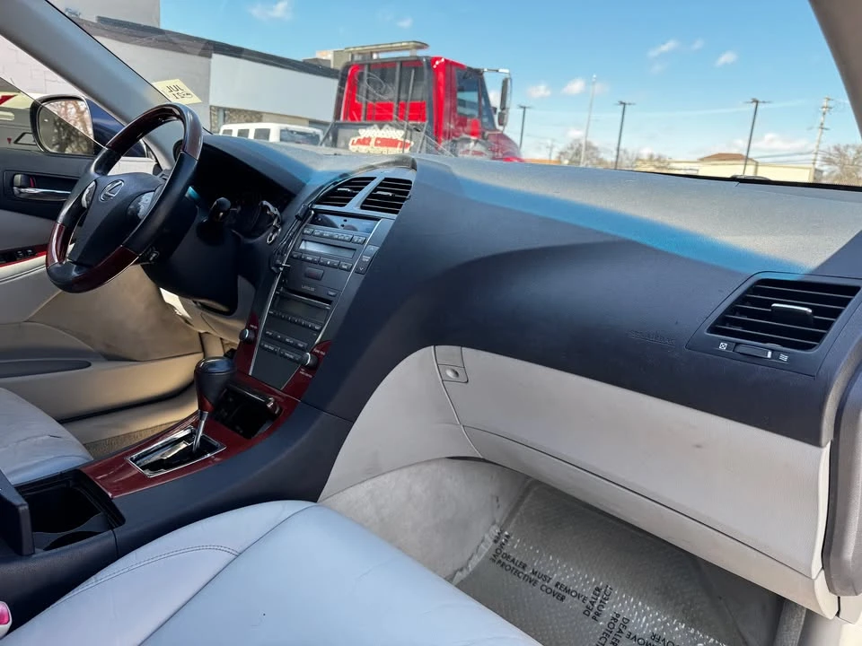 2007 Lexus ES 5th Gen - Image 15 of 18