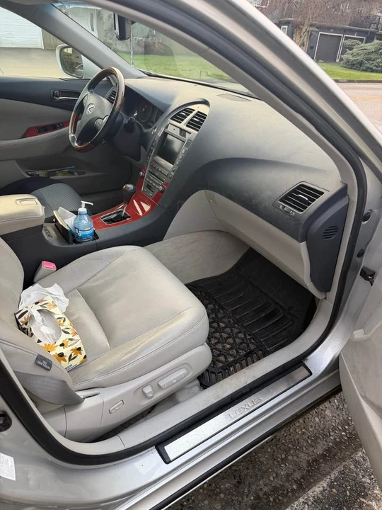2007 Lexus ES 5th Gen - Image 6 of 11