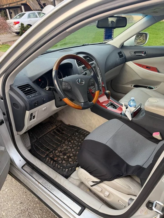 2007 Lexus ES 5th Gen - Image 5 of 11