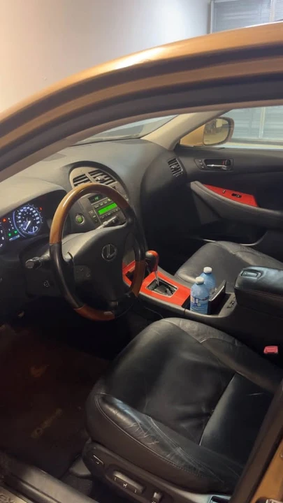 2007 Lexus ES 5th Gen - Image 11 of 13
