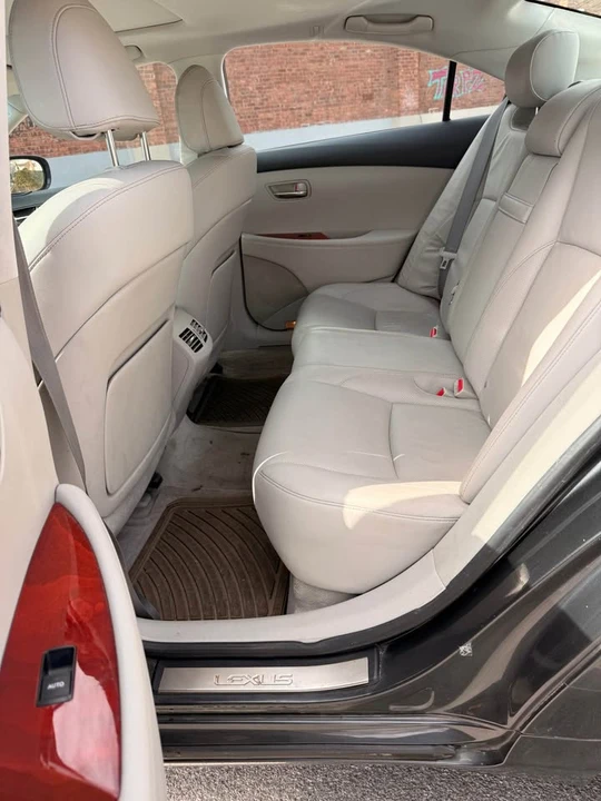 2007 Lexus ES 5th Gen - Image 11 of 12