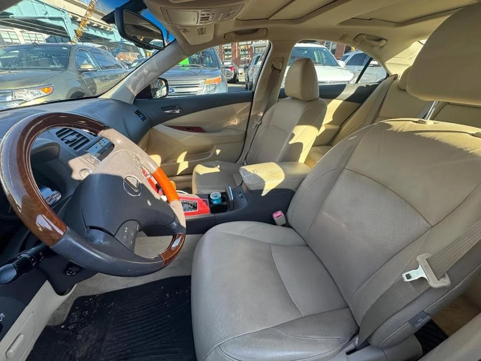 2007 Lexus ES 5th Gen - Image 3 of 5
