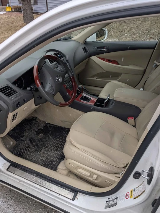 2007 Lexus ES 5th Gen - Image 7 of 15