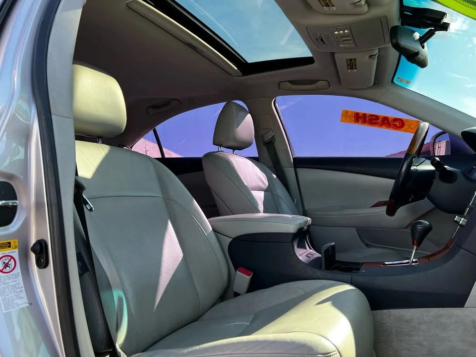 2007 Lexus ES 5th Gen - Image 5 of 8