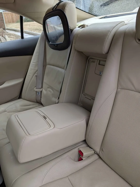 2007 Lexus ES 5th Gen - Image 10 of 15