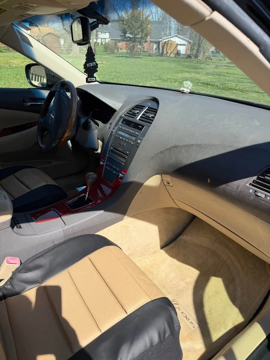 2007 Lexus ES 5th Gen - Image 4 of 7