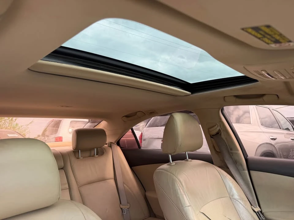 2007 Lexus ES 5th Gen - Image 11 of 13