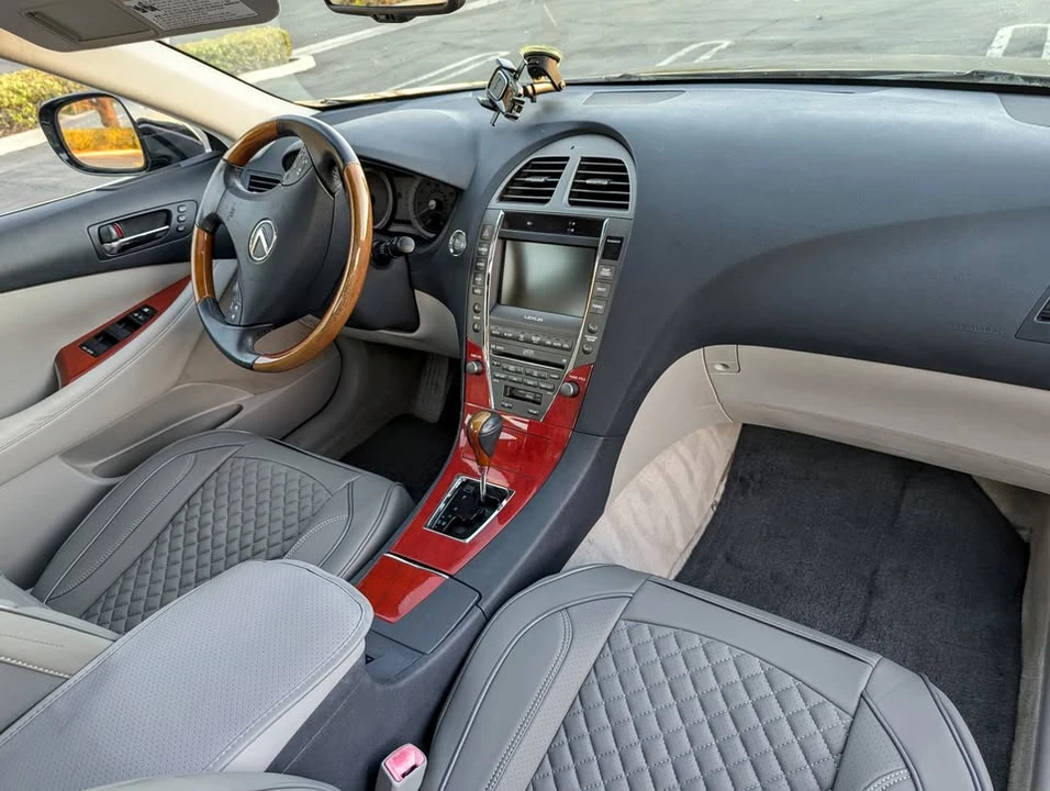 2007 Lexus ES 5th Gen - Image 11 of 20