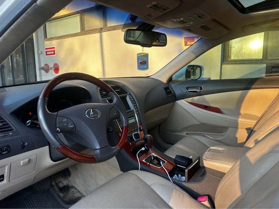 2007 Lexus ES 5th Gen - Image 5 of 6