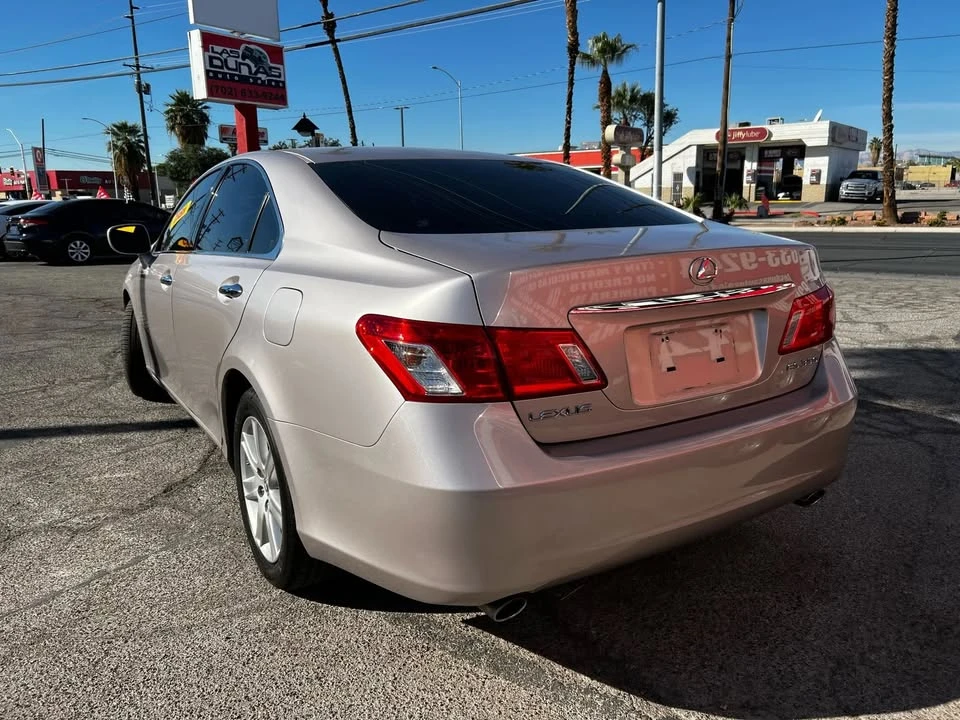 2007 Lexus ES 5th Gen - Image 2 of 8